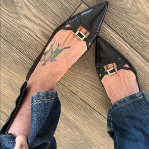 Black Leather pointed Italian Women's Shoes